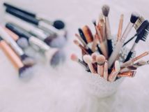 Finding the Perfect Makeup Artist for Your Wedding Abroad