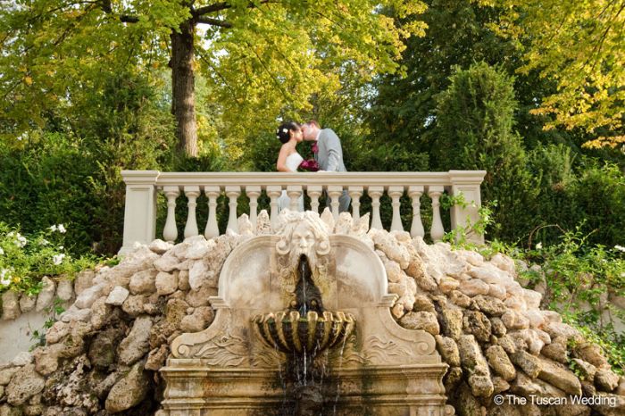 Aya & Richard Wedding in Italy // Wedding Kiss // The Tuscan Wedding