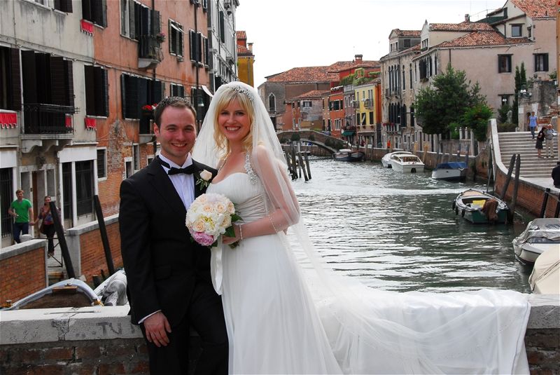 Amy & Kevin's Stylish Venice Wedding // Infinity Wedding & Events 