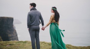 Information & advice on getting married in Ireland // Michaela & Cathal at the Cliffs of Mohar // Photography: Cottonwood Studios