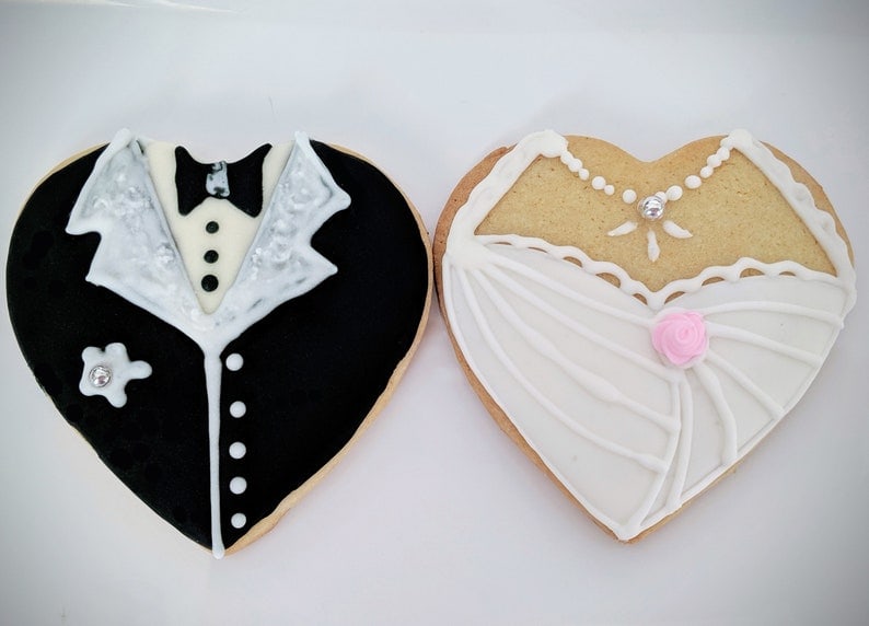 Bride & Groom Wedding Heart Cookies | Estay CookieMama714