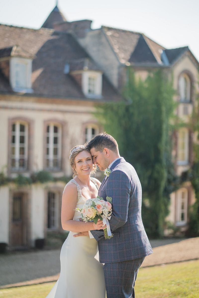 Jess & Jamie's Chateau Wedding in Normandy planned by Noces du Monde - Pierre Torset_Photography - Chateau de Miserai 