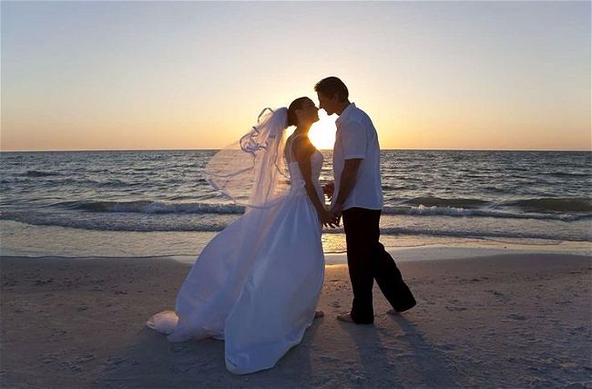 Holidaysplease Wedding Abroad & Honeymoon Travel Specialist