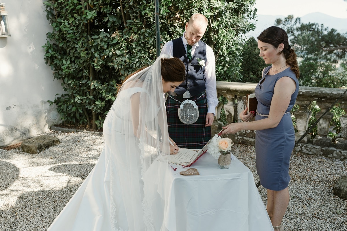 Kathryn & Ross - Real Destination Wedding in Lucca, Italy | Lamb Loves 